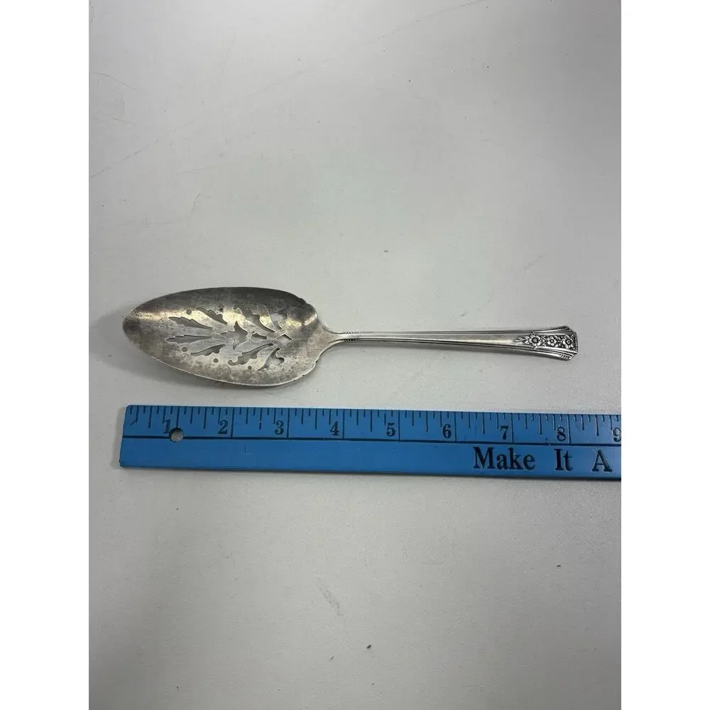 Oneida Tudor Plate Queen Bess II Pierced Pie Server Pastry Cake Serving Spoon